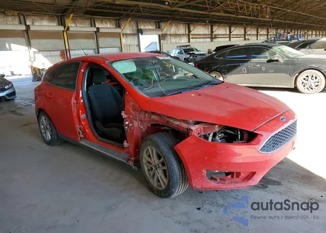2016 Ford Focus Se z USA, uszkodzony, nr VIN 1FADP3K21GL264050